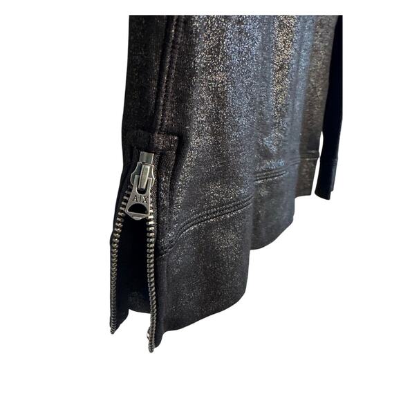 Armani Exchange Metallic Black Top Women’s Size Medium Side Zip Detail - Picture 4 of 7